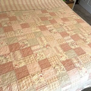 Nautica Patchwork Quilted Coverlet Full Queen Size Pink Cream Reversible 84"x83"